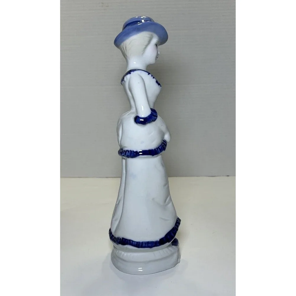 Vintage Porcelain Victorian/Colonial Women Figurine White/Blue Home Decor